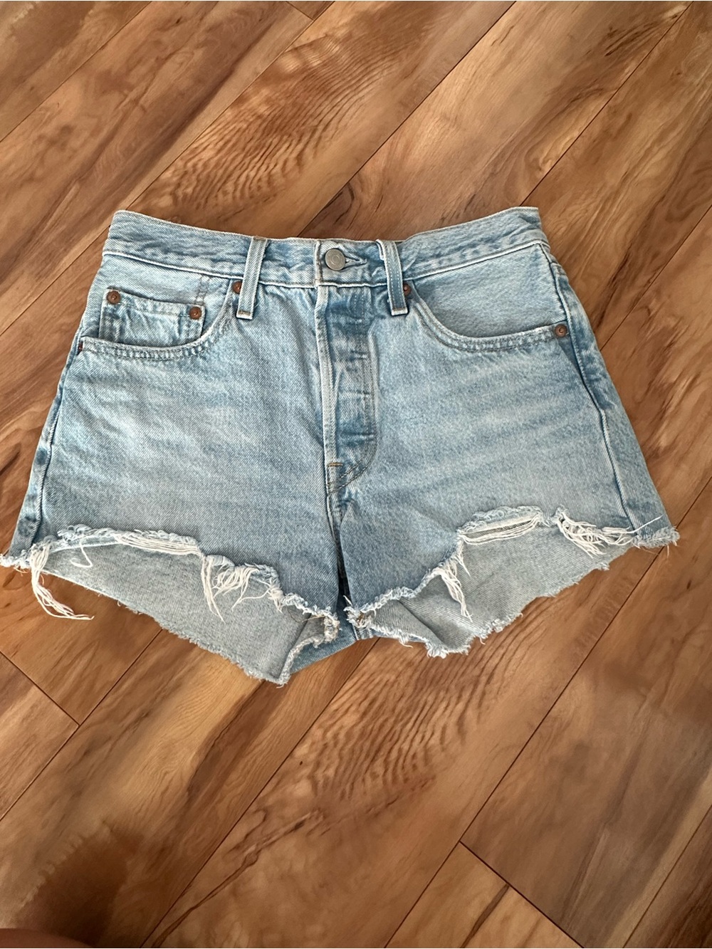 Levi’s Premium 501 High Rise Cutoff Denim Shorts W26 Light Wash